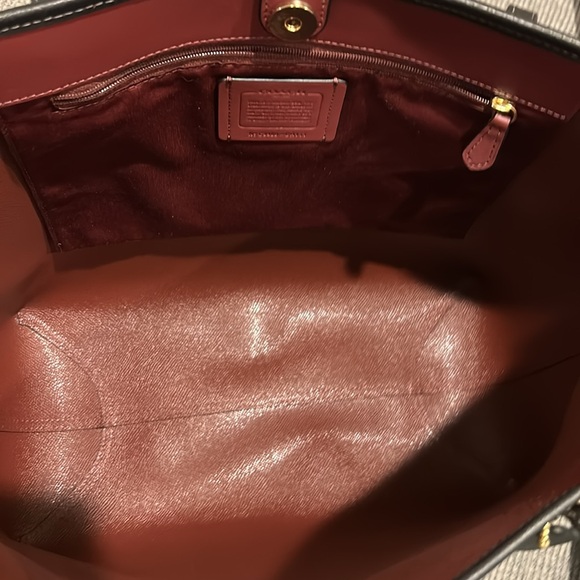 Coach Tote - Picture 5 of 5